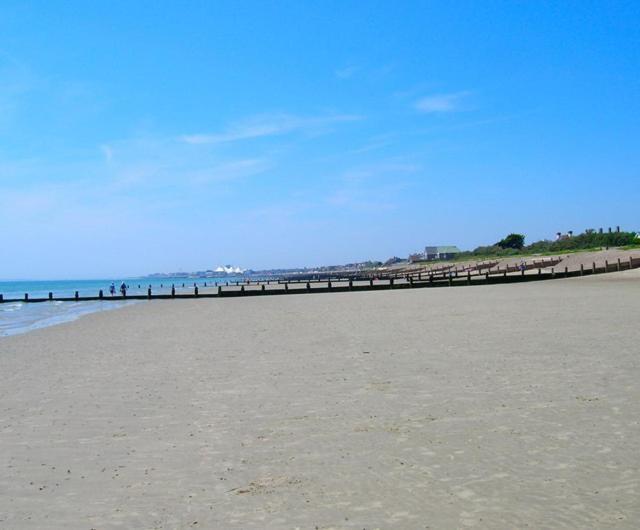 Felpham Guest House - Self Catering Μπόνορ Ρέτζις Εξωτερικό φωτογραφία